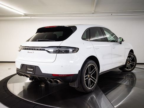 Certified 2020 Porsche Macan S AWD/4WD image 7