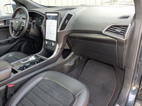 Used 2023 Ford Edge ST-Line AWD/4WD image 5