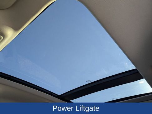 Used 2022 Ford Escape SEL w/ Technology Package image 22