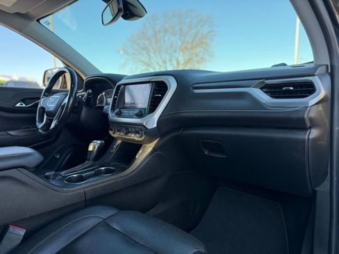 Used 2019 GMC Acadia SLT image 19