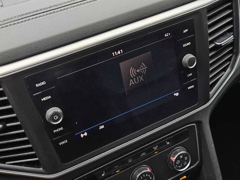 Used 2018 Volkswagen Atlas SE image 17