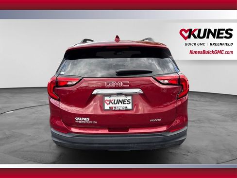 Used 2018 GMC Terrain SLE w/ Driver Convenience Package AWD/4WD image 8