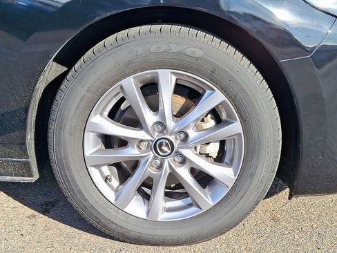 Used 2022 MAZDA MAZDA3 s image 8