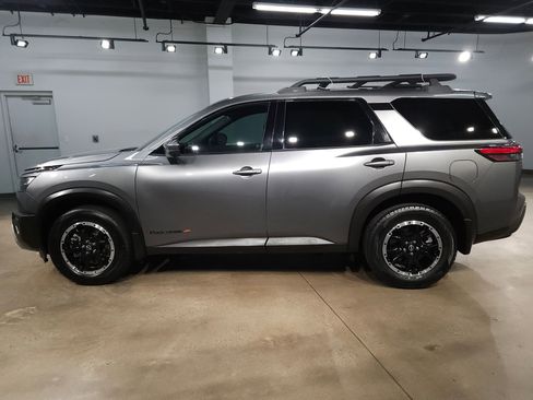 Used 2023 Nissan Pathfinder Rock Creek AWD/4WD image 4