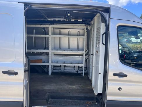 Used 2017 Ford Transit 150 Medium Roof w/Sliding Side Doo image 19