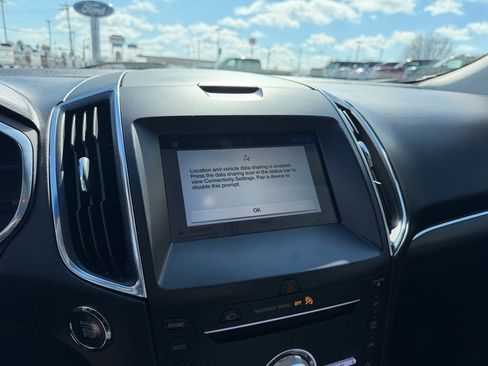 Certified 2019 Ford Edge Titanium w/ Equipment Group 301A image 22