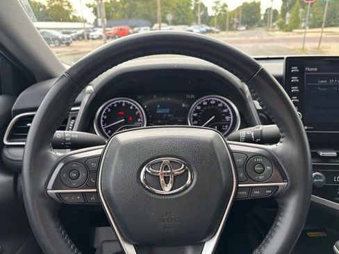 Used 2024 Toyota Camry XLE FWD image 12