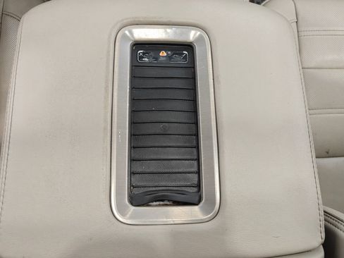 Used 2019 GMC Yukon Denali w/ Open Road Package image 10