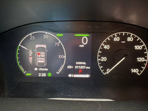 Certified 2025 Honda CR-V Sport image 11