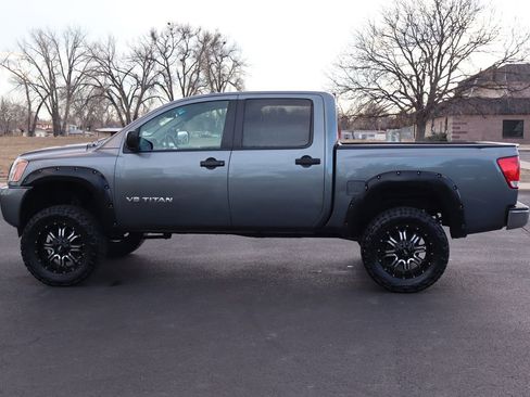Used 2014 Nissan Titan S image 9