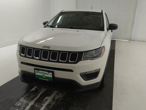 Used 2019 Jeep Compass Sport FWD image 15