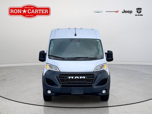 Used 2025 RAM ProMaster 2500 w/ Convenience Group FWD image 2