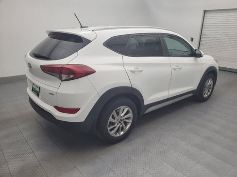 Used 2017 Hyundai Tucson SE AWD/4WD image 10
