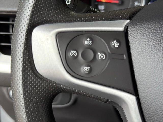 Used 2023 GMC Terrain SLE FWD image 25
