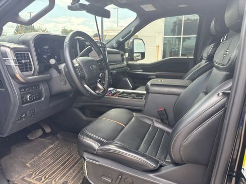 Used 2024 Ford F250 Platinum AWD/4WD image 9