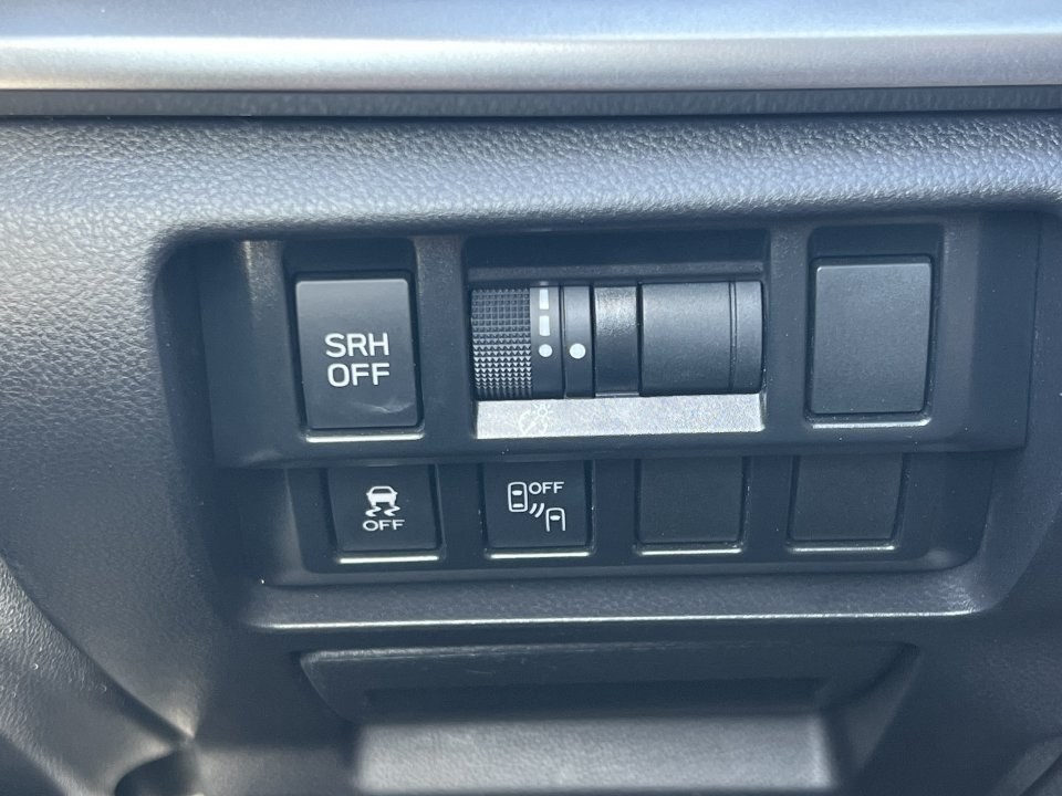 Used 2018 Subaru Impreza 2.0i Limited AWD/4WD image 18