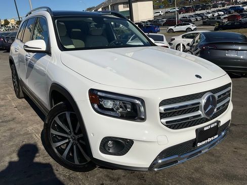 Used 2021 Mercedes-Benz GLB 250 image 1