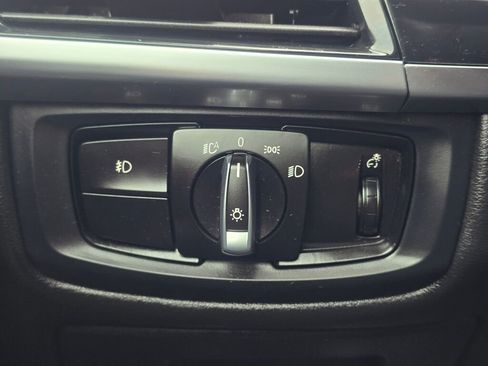 Used 2017 BMW X5 xDrive40e AWD/4WD image 28