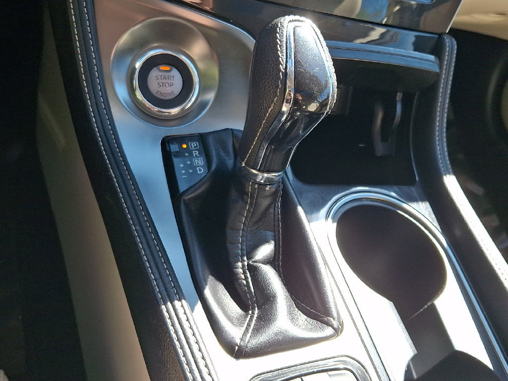 Used 2020 Nissan Maxima 3.5 SL w/ Floor Mat Group FWD image 16