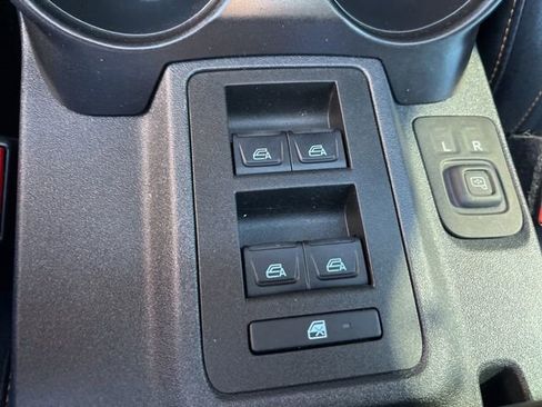 Used 2021 Ford Bronco Badlands image 18