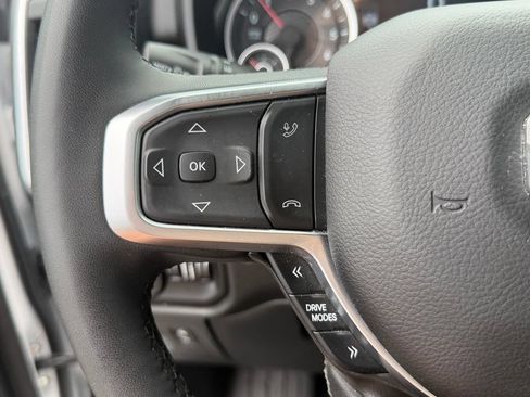 Used 2025 RAM 1500 Big Horn AWD/4WD image 18