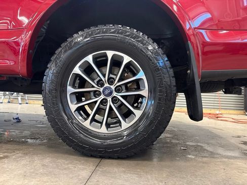 Used 2018 Ford F150 XLT w/ Equipment Group 302A Luxury AWD/4WD image 5