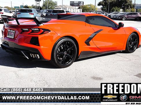 Certified 2023 Chevrolet Corvette Stingray Premium Conv w/ Z51 Performance Package image 31