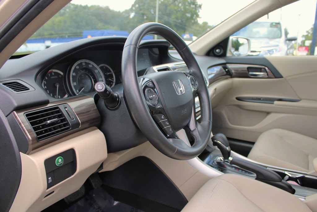 Used 2016 Honda Accord EX-L image 15