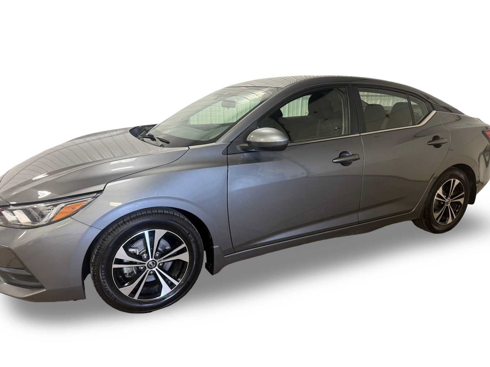 Used 2022 Nissan Sentra SV FWD image 2