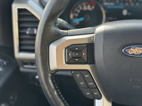 Used 2019 Ford F150 Lariat w/ Equipment Group 502A Luxury image 27