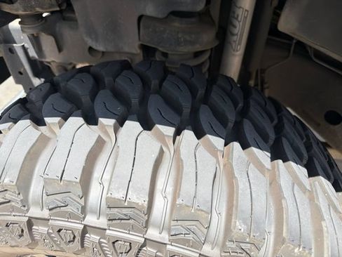 Used 2016 Jeep Wrangler Sport AWD/4WD image 12