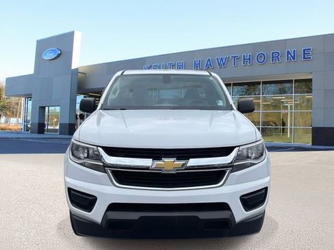 Used 2020 Chevrolet Colorado Base image 2