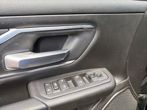 Used 2025 RAM 1500 Big Horn AWD/4WD image 9
