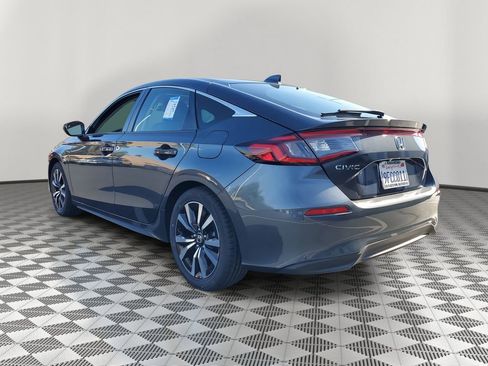 Certified 2023 Honda Civic EX-L image 4