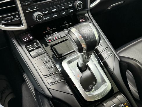 Used 2018 Porsche Cayenne GTS w/ Premium Package Plus image 26