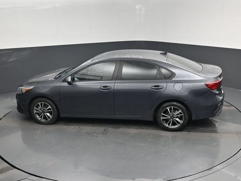 Used 2023 Kia Forte LXS w/ LXS Technology Package FWD image 14