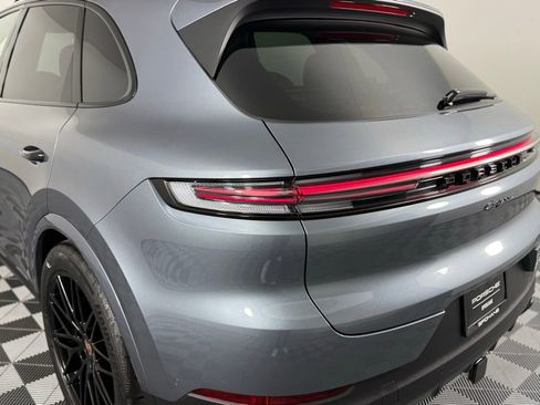 New 2026 Porsche Cayenne AWD/4WD image 11