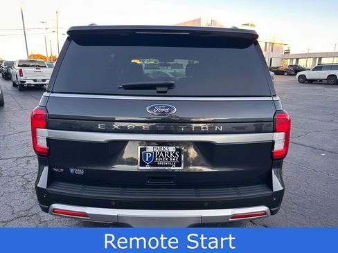 Used 2024 Ford Expedition XLT image 13