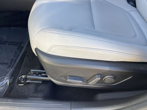 Used 2025 Hyundai Santa Cruz SEL FWD image 20