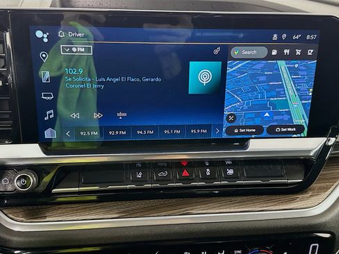 Used 2025 Chevrolet Silverado 2500 LT w/ Convenience Package image 17