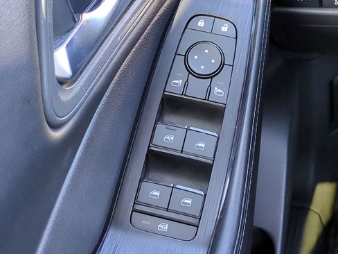 Certified 2024 Nissan Rogue SV image 23