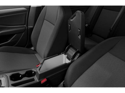 Used 2019 Volkswagen Jetta SEL w/ Cold Weather Package FWD image 14