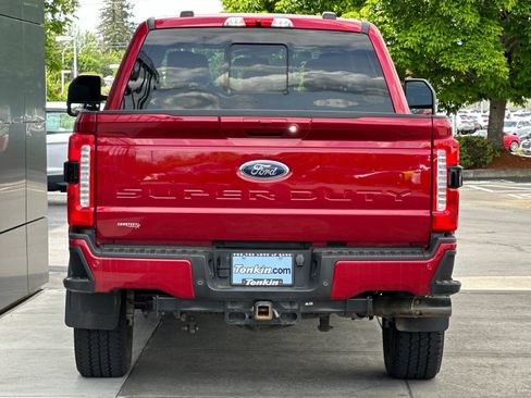 Used 2024 Ford F250 Lariat w/ Sport Appearance Package AWD/4WD image 4