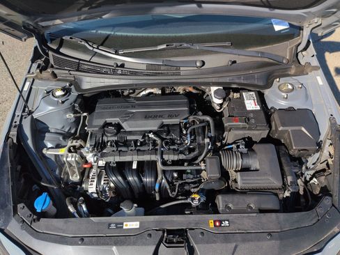 Used 2023 Hyundai Elantra Limited w/ Cargo Package image 34