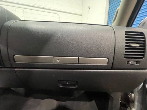 Used 2014 GMC Sierra 2500 SLE w/ SLE Preferred Package image 21