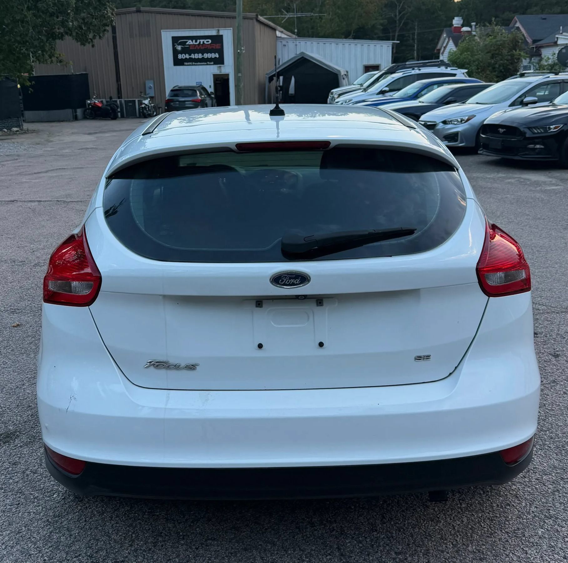 Used 2015 Ford Focus SE FWD image 5