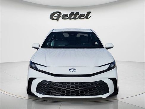 Certified 2025 Toyota Camry SE w/ Convenience Package FWD image 8
