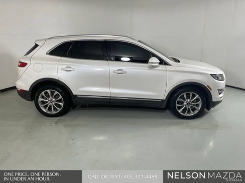 Used 2019 Lincoln MKC Select w/ Select Plus Package FWD image 5