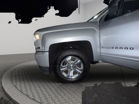 Certified 2018 Chevrolet Silverado 1500 LT w/ All Star Edition image 22