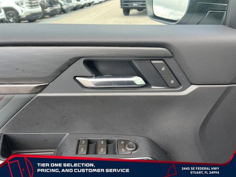 New 2026 GMC Acadia AT4 w/ Luxury Package AWD/4WD image 23